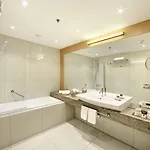 Doubletree By Hilton Hotel 4*