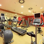 מלון Doubletree By Hilton