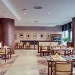 מלון Doubletree By Hilton