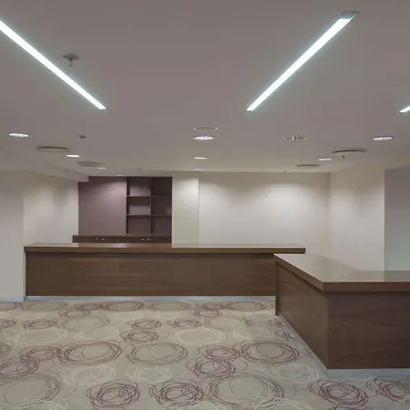 酒店 科希策希尔顿逸林酒店 科希策