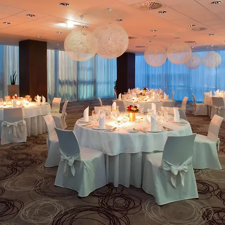Doubletree By Hilton Hotel Kosice