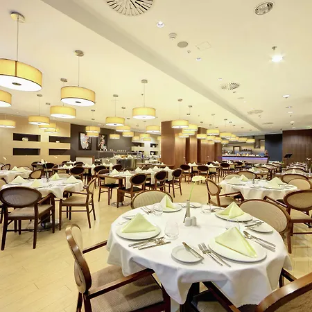 Doubletree By Hilton Hotel 4*