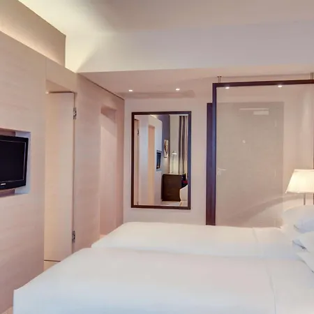 Doubletree By Hilton 4*