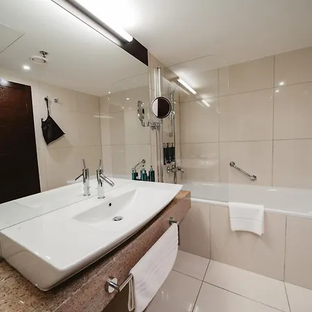 Doubletree By Hilton Hotel Koszyce