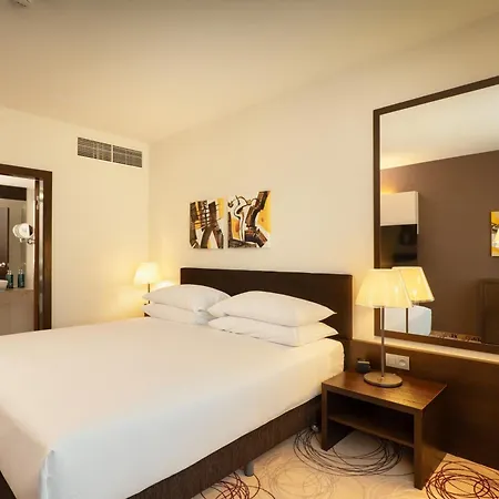 Doubletree By Hilton Hotel 4*