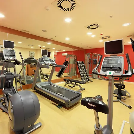 Отель Doubletree By Hilton