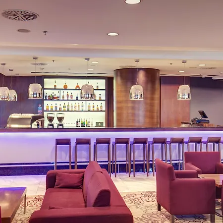 科希策希尔顿逸林酒店 4* 科希策