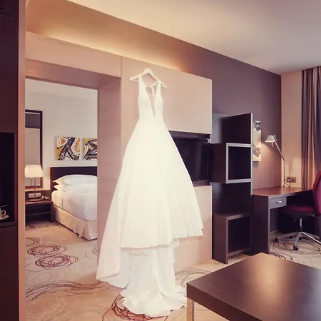 Отель Doubletree By Hilton