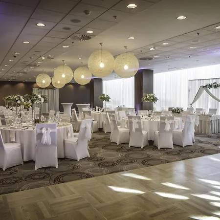 Hotel Doubletree By Hilton